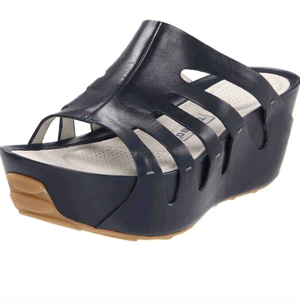 Tsubo - Like New Leather Platform